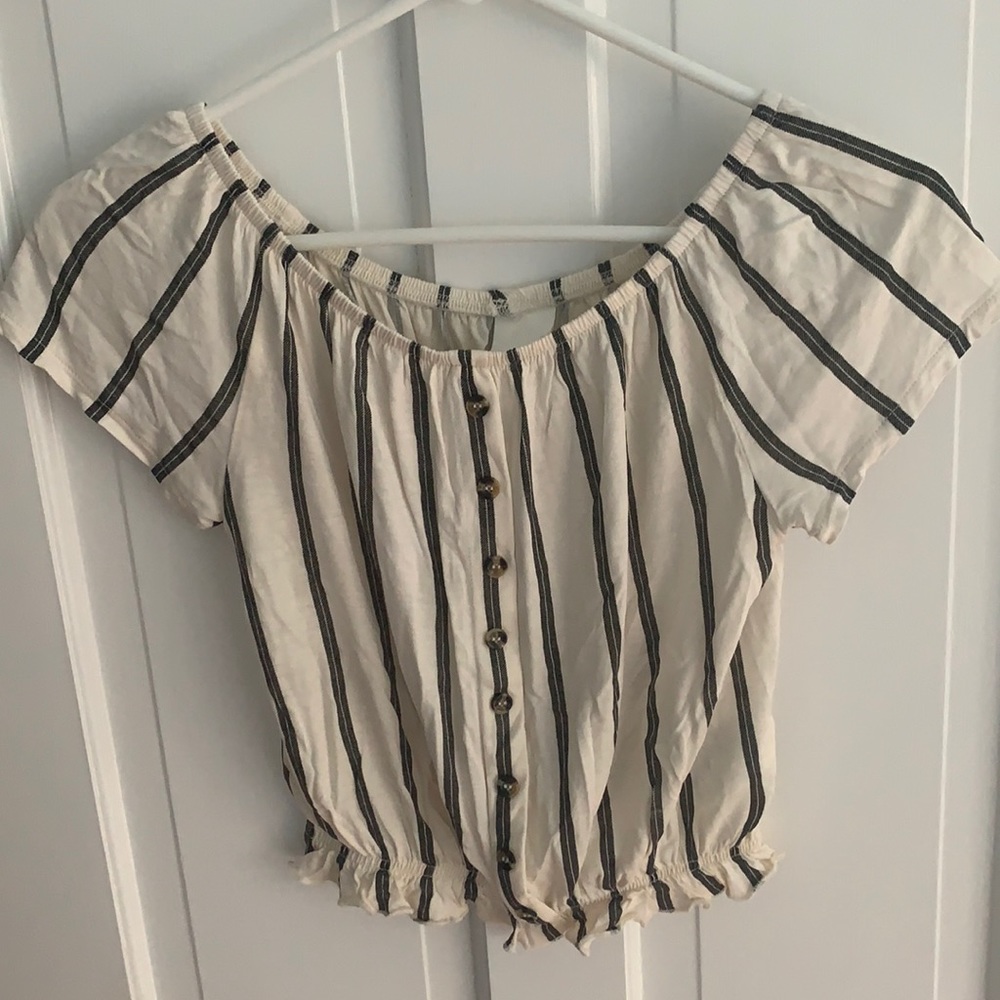 Women’s H&M off the shoulder top